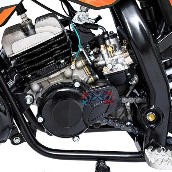 Pit Bike MX50 IMR Replica KTM en usage sur terrain naturel