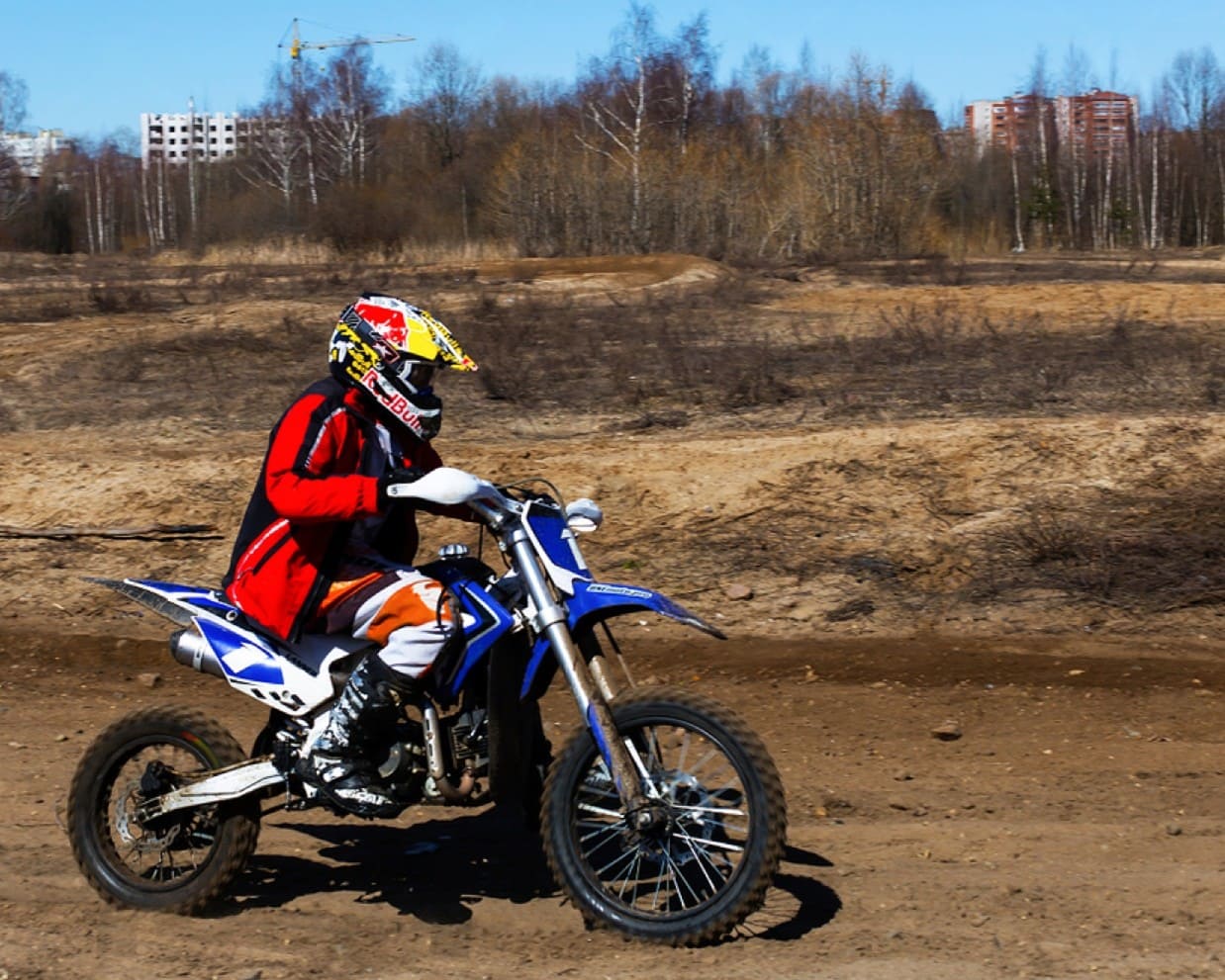Guide d’achat complet : quelle mini moto cross choisir pour un enfant de 6 à 10 ans ?